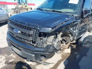 2013 Ford F-150 XL z VIN 1FTFX1EF5DKE91460, wystawiony jako IAAI lot #41922930 z przebiegiem 164 784 mil mil oraz . Historia ofert i sprzedaży dostępna na DreamBid. Obrazek 6.