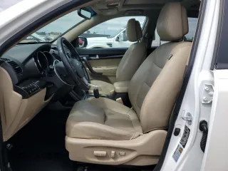 2011 Kia Sorento EX with VIN 5XYKUDA29BG036660, listed as a Copart auction lot 52547975 with 210,477 mi miles and Salvage Title. Bid and sale history available at carsss.com. Image 7.
