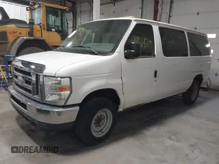 2014 Ford Econoline Passenger XL с VIN 1FBNE3BL2EDA82334, выставлен на аукционе IAAI как лот 42314725 с пробегом 86 887 миль миль и . История ставок и продаж доступна на DreamBid. Изображение 17.