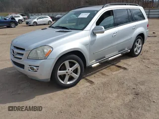 2009 Mercedes-Benz GL-Class 3.0L BlueTEC with VIN 4JGBF25E59A500388, listed as a IAAI auction lot 41772042 with 189,211 mi miles. Bid and sale history available at carsss.com. Image 2.