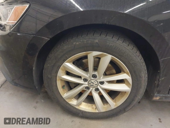 2020 Volkswagen Passat SE with VIN 1VWWA7A3XLC021477, listed as a IAAI auction lot 42473029 with 96,434 mi miles and . Bid and sale history available at DreamBid. Image 12.