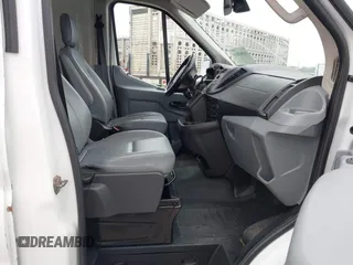 2017 Ford Transit с VIN 1FTYR2CM9HKA86461, выставлен на аукционе IAAI как лот 41883810 с пробегом 132 044 миль миль и . История ставок и продаж доступна на DreamBid. Изображение 5.