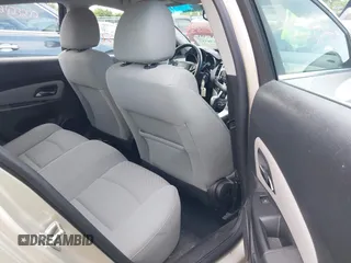 2014 Chevrolet Cruze 1LT with VIN 1G1PC5SB5E7174588, listed as a IAAI auction lot 42638357 with 89,813 mi miles and . Bid and sale history available at DreamBid. Image 8.