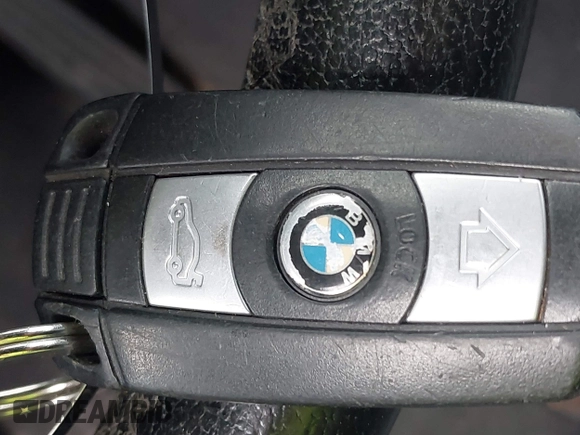2013 BMW 1 Series 128i with VIN WBAUP7C57DVP25145, listed as a IAAI auction lot 42186423 with 131,222 mi miles and . Bid and sale history available at DreamBid. Image 11.