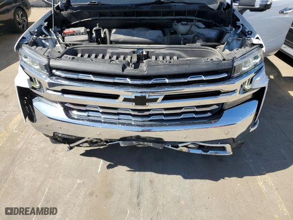 2019 Chevrolet Silverado 1500 LTZ with VIN 3GCUYGED9KG118190, listed as a Copart auction lot 49579185 with 145,981 mi miles and Salvage Title. Bid and sale history available at carsss.com. Image 11.