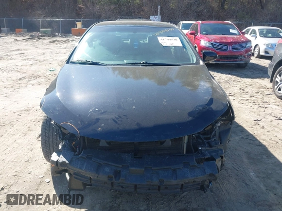 2017 Toyota Camry XLE with VIN 4T1BF1FK9HU272083, listed as a IAAI auction lot 41744530 with 152,458 mi miles. Bid and sale history available at carsss.com. Image 13.