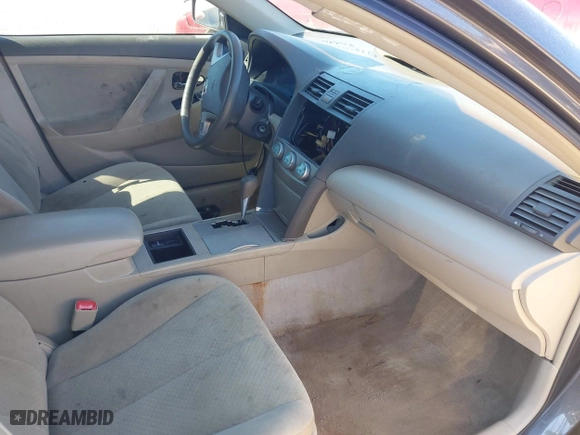 2007 Toyota Camry CE with VIN 4T1BE46K47U058086, listed as a IAAI auction lot 41650482 with 185,814 mi miles. Bid and sale history available at carsss.com. Image 5.