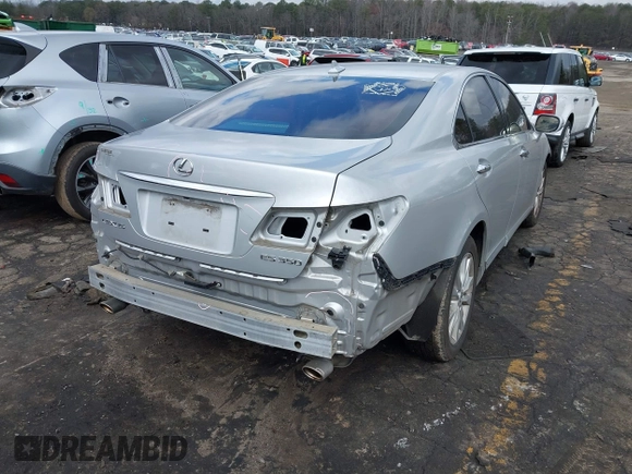 2010 Lexus ES with VIN JTHBK1EG8A2350138, listed as a IAAI auction lot 41732117 with 162,929 mi miles. Bid and sale history available at carsss.com. Image 4.