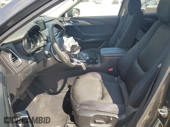 2018 Mazda CX-9 Sport с VIN JM3TCBBY8J0212592, выставлен на аукционе Copart как лот 54555875 с пробегом 124 684 миль миль и Списание • Salvage title. История ставок и продаж доступна на DreamBid. Изображение 7.