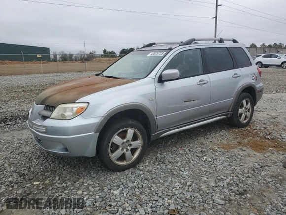2005 Mitsubishi Outlander XLS with VIN JA4LX41F35U002094, listed as a Copart auction lot 42575725 with 276,096 mi miles and Salvage Title. Bid and sale history available at carsss.com. Image 1.