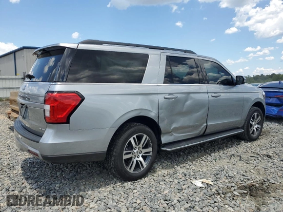 2022 Ford Expedition Max XLT z VIN 1FMJK1HT1NEA32142, wystawiony jako Copart lot #62789404 z przebiegiem 17 129 mil mil oraz Szkoda całkowita • Salvage title. Historia ofert i sprzedaży dostępna na DreamBid. Obrazek 3.