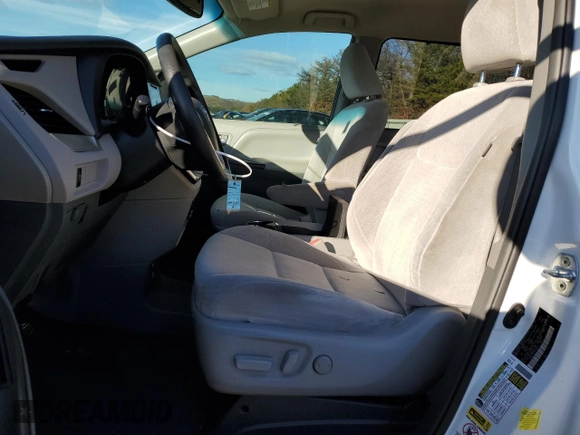 2016 Toyota Sienna LE AAS with VIN 5TDKK3DC4GS740957, listed as a Copart auction lot 83841424 with 94,903 mi miles and Non Repairable. Bid and sale history available at carsss.com. Image 7.
