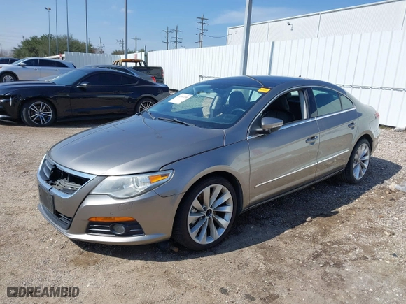 2009 Volkswagen CC VR6 Sport with VIN WVWEU73CX9E514415, listed as a IAAI auction lot 41597199 with 135,041 mi miles. Bid and sale history available at carsss.com. Image 18.