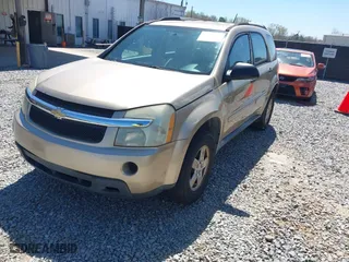 2007 Chevrolet Equinox LS with VIN 2CNDL13F176106114, listed as a IAAI auction lot 41836619 with 278,171 mi miles. Bid and sale history available at carsss.com. Image 2.