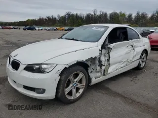 2009 BMW 3 Series 328i z VIN WBAWL13559PX24945, wystawiony jako Copart lot #56665355 z przebiegiem 136 158 mil mil oraz Szkoda całkowita • Salvage title. Historia ofert i sprzedaży dostępna na DreamBid. Obrazek 1.