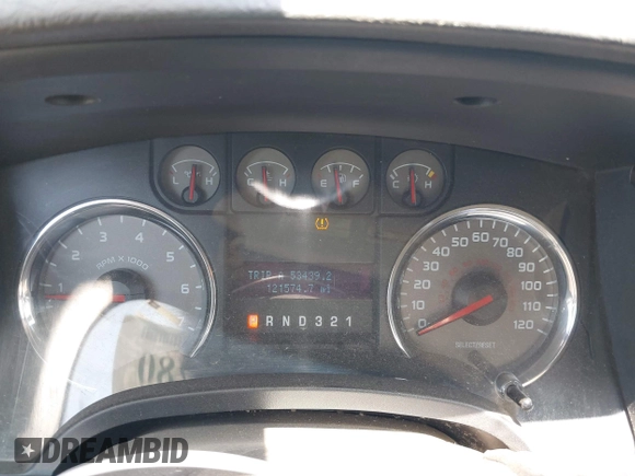 2009 Ford F-150 XL z VIN 1FTRW12839FA12345, wystawiony jako IAAI lot #42512280 z przebiegiem 121 574 mil mil oraz . Historia ofert i sprzedaży dostępna na DreamBid. Obrazek 7.