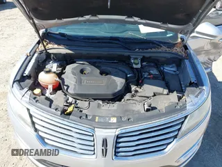 2017 Lincoln MKC Premiere with VIN 5LMCJ1C92HUL15471, listed as a IAAI auction lot 41875811 with 160,287 mi miles and . Bid and sale history available at DreamBid. Image 10.