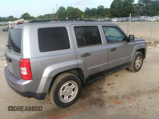 2014 Jeep Patriot Sport with VIN 1C4NJPBB4ED853771, listed as a IAAI auction lot 42494025 with 138,099 mi miles and . Bid and sale history available at DreamBid. Image 4.