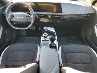 2024 Kia EV6 GT-Line with VIN KNDC44LA6R5202841, listed as a Copart auction lot 80998374 with 18 mi miles and Salvage Title. Bid and sale history available at carsss.com. Image 8.