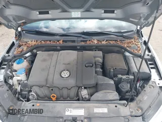2013 Volkswagen Jetta SE with VIN 3VWDP7AJ6DM360709, listed as a IAAI auction lot 42656414 with 74,322 mi miles and . Bid and sale history available at DreamBid. Image 10.