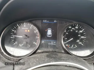 2020 Nissan Rogue SV z VIN KNMAT2MV6LP508093, wystawiony jako Copart lot #57866785 z przebiegiem 101 896 mil mil oraz Szkoda całkowita • Salvage title. Historia ofert i sprzedaży dostępna na DreamBid. Obrazek 9.