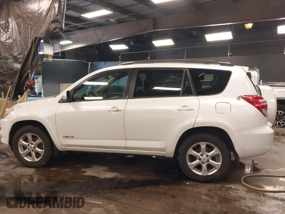 2011 Toyota RAV4 Ltd with VIN 2T3DK4DV0BW037542, listed as a IAAI auction lot 41366229 with 104,607 mi miles. Bid and sale history available at carsss.com. Image 13.