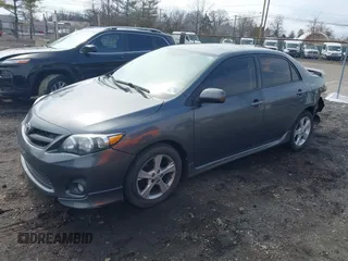 2011 Toyota Corolla L with VIN 2T1BU4EE4BC581004, listed as a IAAI auction lot 41846956 with 156,363 mi miles. Bid and sale history available at carsss.com. Image 2.