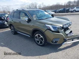 2023 Subaru Forester Touring with VIN JF2SKARC5PH474450, listed as a IAAI auction lot 41977317 with 31,220 mi miles. Bid and sale history available at carsss.com. Image 1.