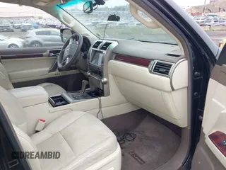 2011 Lexus GX 460 z VIN JTJBM7FX3B5032860, wystawiony jako IAAI lot #42371042 z przebiegiem 166 999 mil mil oraz . Historia ofert i sprzedaży dostępna na DreamBid. Obrazek 5.