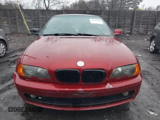 2001 BMW 3 Series 325Ci with VIN WBABS33491JY57204, listed as a IAAI auction lot 41854563 with 146,985 mi miles. Bid and sale history available at carsss.com. Image 6.
