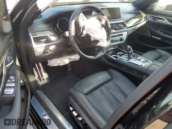2018 BMW 7 Series ALPINA B7 xDrive with VIN WBA7F2C50JG424655, listed as a Copart auction lot 70325634 with 0 mi miles and Salvage Title. Bid and sale history available at carsss.com. Image 8.