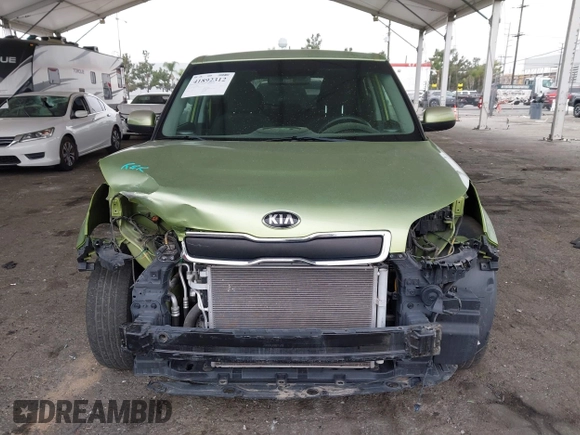 2014 Kia Soul with VIN KNDJN2A29E7724852, listed as a IAAI auction lot 41892312 with 45,133 mi miles and . Bid and sale history available at DreamBid. Image 13.