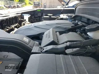 2023 Hyundai Palisade SE с VIN KM8R1DGE2PU568004, выставлен на аукционе IAAI как лот 42622013 с пробегом 15 506 миль миль и . История ставок и продаж доступна на DreamBid. Изображение 19.