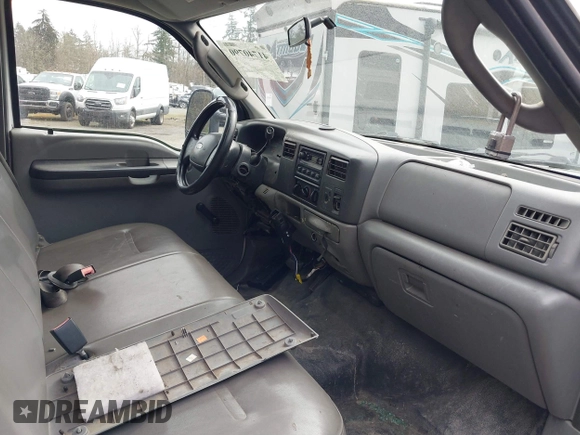 2003 Ford F-350 with VIN 1FDSX30S83EC91406, listed as a IAAI auction lot 41740790 with Not Provided miles and . Bid and sale history available at DreamBid. Image 6.