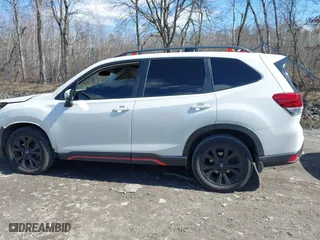 2019 Subaru Forester Sport with VIN JF2SKAJC0KH426164, listed as a IAAI auction lot 41995569 with 101,336 mi miles. Bid and sale history available at carsss.com. Image 14.