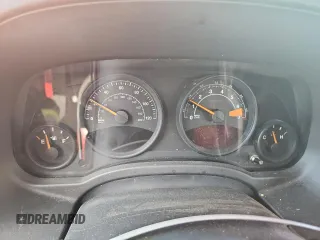 2015 Jeep Patriot Sport z VIN 1C4NJRBB0FD231598, wystawiony jako Copart lot #58962275 z przebiegiem Nie podano mil oraz Szkoda całkowita • Salvage title. Historia ofert i sprzedaży dostępna na DreamBid. Obrazek 9.
