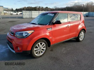 2019 Kia Soul + with VIN KNDJP3A59K7698372, listed as a Copart auction lot 86317784 with 133,340 mi miles and Salvage Title. Bid and sale history available at carsss.com. Image 1.