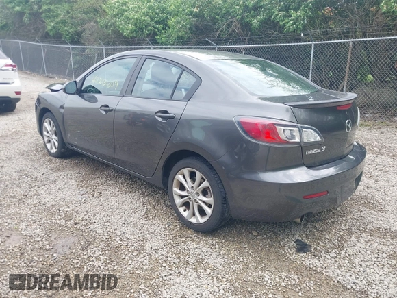2011 Mazda 3 S Sport with VIN JM1BL1U53B1389211, listed as a IAAI auction lot 42213009 with 117,980 mi miles and . Bid and sale history available at DreamBid. Image 3.