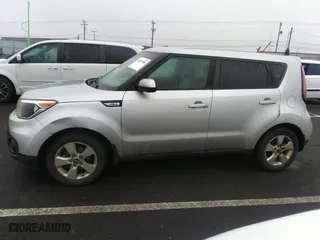 2017 Kia Soul with VIN KNDJN2A23H7466090, listed as a IAAI auction lot 41325788 with 84,540 mi miles. Bid and sale history available at carsss.com. Image 14.