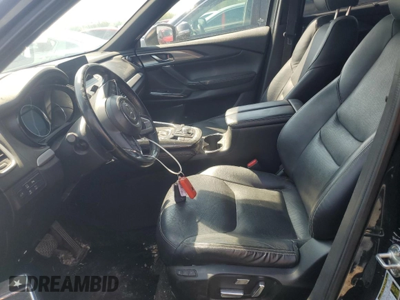2021 Mazda CX-9 Carbon Edition z VIN JM3TCADY9M0514372, wystawiony jako Copart lot #52902555 z przebiegiem 99 812 mil mil oraz Szkoda całkowita • Salvage title. Historia ofert i sprzedaży dostępna na DreamBid. Obrazek 7.