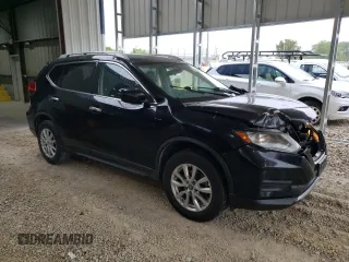2017 Nissan Rogue SL z VIN JN8AT2MV6HW263653, wystawiony jako Copart lot #55967855 z przebiegiem 145 750 mil mil oraz Szkoda całkowita • Salvage title. Historia ofert i sprzedaży dostępna na DreamBid. Obrazek 4.