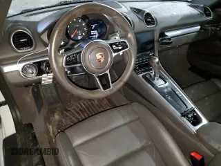 2017 Porsche 718 Cayman z VIN WP0AA2A88HS270773, wystawiony jako Copart lot #78460643 z przebiegiem 47 529 mil mil oraz . Historia ofert i sprzedaży dostępna na DreamBid. Obrazek 8.