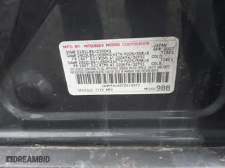 2007 Mitsubishi Outlander XLS with VIN JA4MT41X97Z018573, listed as a IAAI auction lot 41937728 with 151,346 mi miles. Bid and sale history available at carsss.com. Image 9.