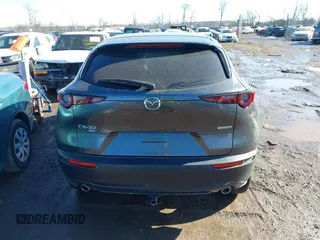 2021 Mazda CX-30 Preferred with VIN 3MVDMBCL4MM224154, listed as a IAAI auction lot 41442357 with 41,648 mi miles. Bid and sale history available at carsss.com. Image 16.