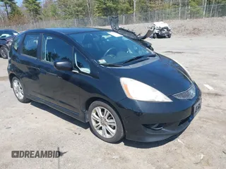 2010 Honda Fit Sport with VIN JHMGE8G41AS017045, listed as a IAAI auction lot 42102163 with 186,041 mi miles and . Bid and sale history available at DreamBid. Image 1.