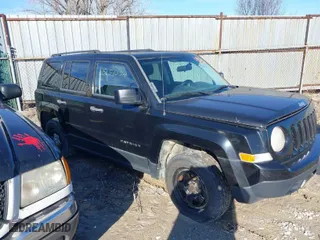2012 Jeep Patriot Sport with VIN 1C4NJRBB3CD655935, listed as a IAAI auction lot 41139634 with NaN miles. Bid and sale history available at carsss.com. Image 1.