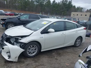 2017 Toyota Prius Plus with VIN JTDKARFP0H3053063, listed as a IAAI auction lot 41814866 with 87,303 mi miles and . Bid and sale history available at DreamBid. Image 15.