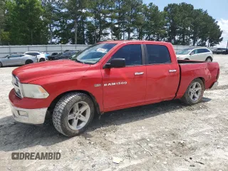 2012 Ram 1500 Big Horn z VIN 1C6RD7LT2CS187915, wystawiony jako Copart lot #56856225 z przebiegiem 210 761 mil mil oraz Szkoda całkowita • Salvage title. Historia ofert i sprzedaży dostępna na DreamBid. Obrazek 1.