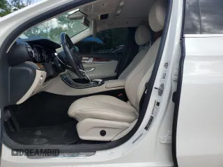 2017 Mercedes-Benz E 300 Luxury with VIN WDDZF4JB8HA150141, listed as a Copart auction lot 52560295 with 81,014 mi miles and Salvage Title. Bid and sale history available at DreamBid. Image 7.