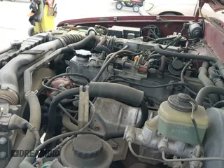 1991 Toyota 4Runner z VIN JT3RN37WXM0007617, wystawiony jako IAAI lot #41976178 z przebiegiem 311 398 mil mil oraz . Historia ofert i sprzedaży dostępna na DreamBid. Obrazek 12.